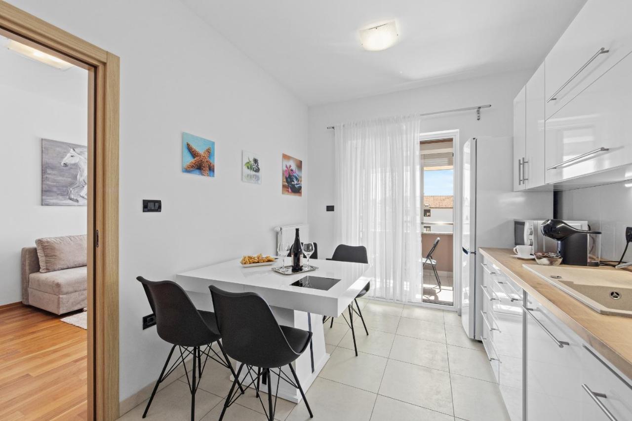 Feniks Fazana Apartman Eksteriør bilde