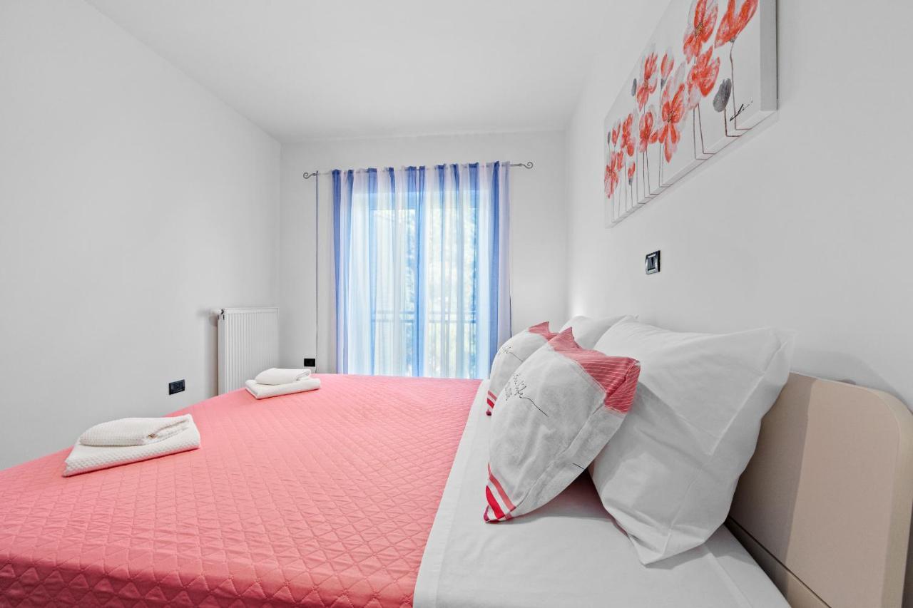 Feniks Fazana Apartman Eksteriør bilde